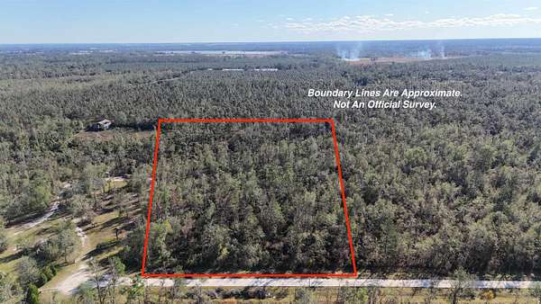5 Acres of Residential Land for Sale in Lee, Florida