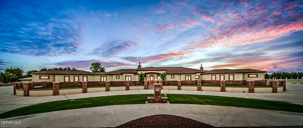 1.83 Acres of Land with Home for Sale in Anthony, New Mexico