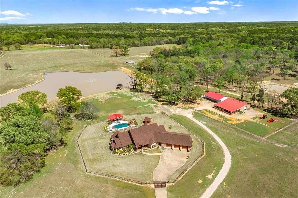 169 Acres of Land with Home for Sale in Winona, Texas