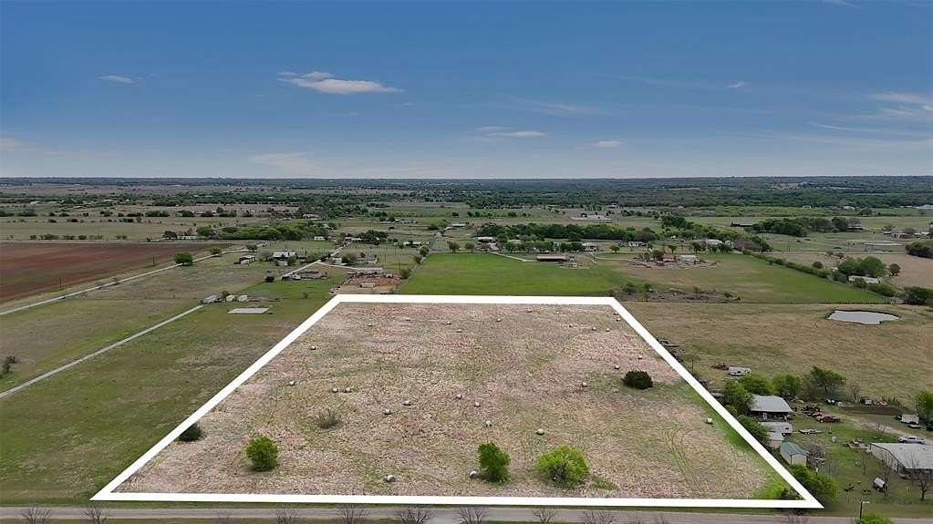 10 Acres of Recreational & Residential Land for Sale in Rio Vista, Texas