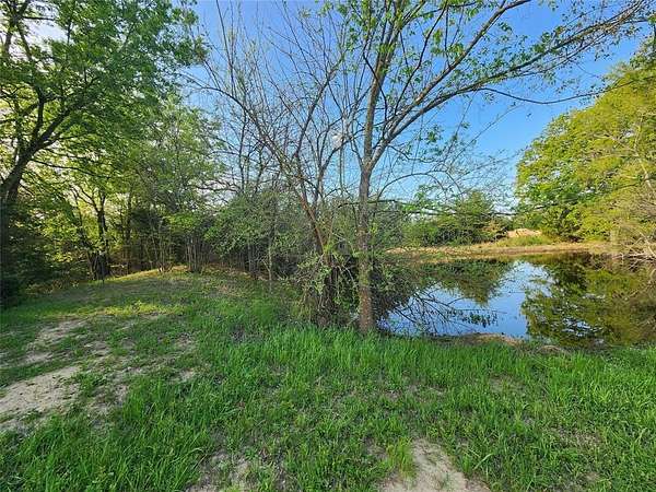 2 Acres of Residential Land for Sale in Cumby, Texas