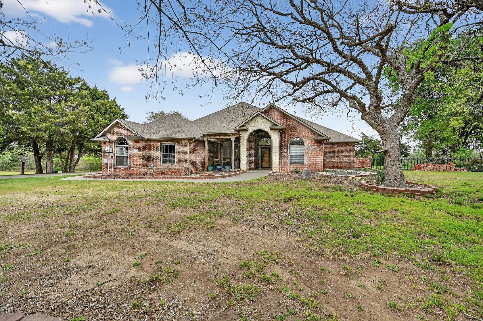 2 Acres of Land with Home for Sale in Midlothian, Texas