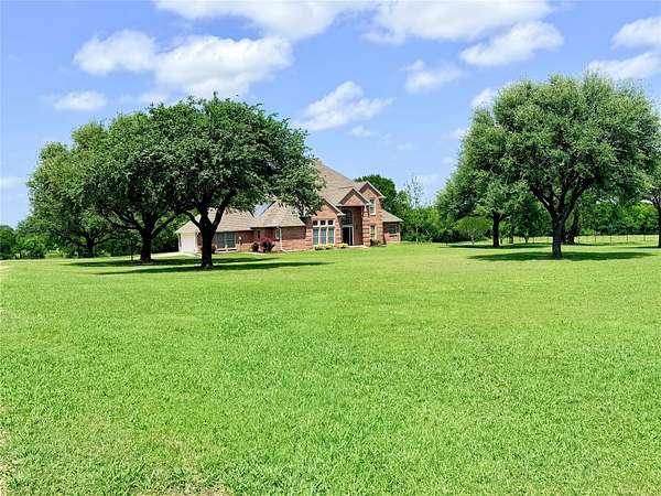 26 Acres of Land with Home for Sale in Ennis, Texas