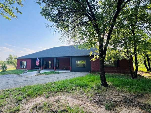 39.4 Acres of Land with Home for Sale in Stephenville, Texas