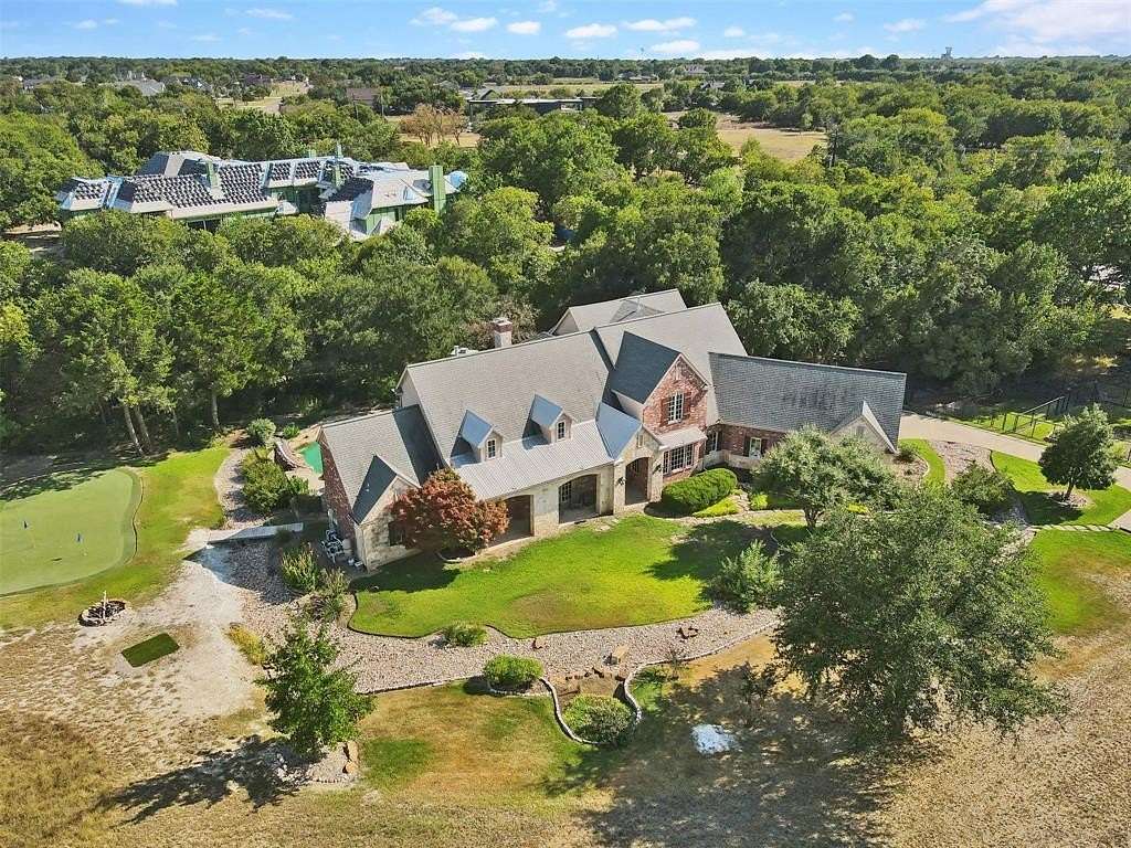 4 Acres of Land with Home for Sale in Lucas, Texas