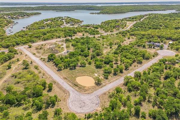 1.55 Acres of Residential Land for Sale in Chico, Texas