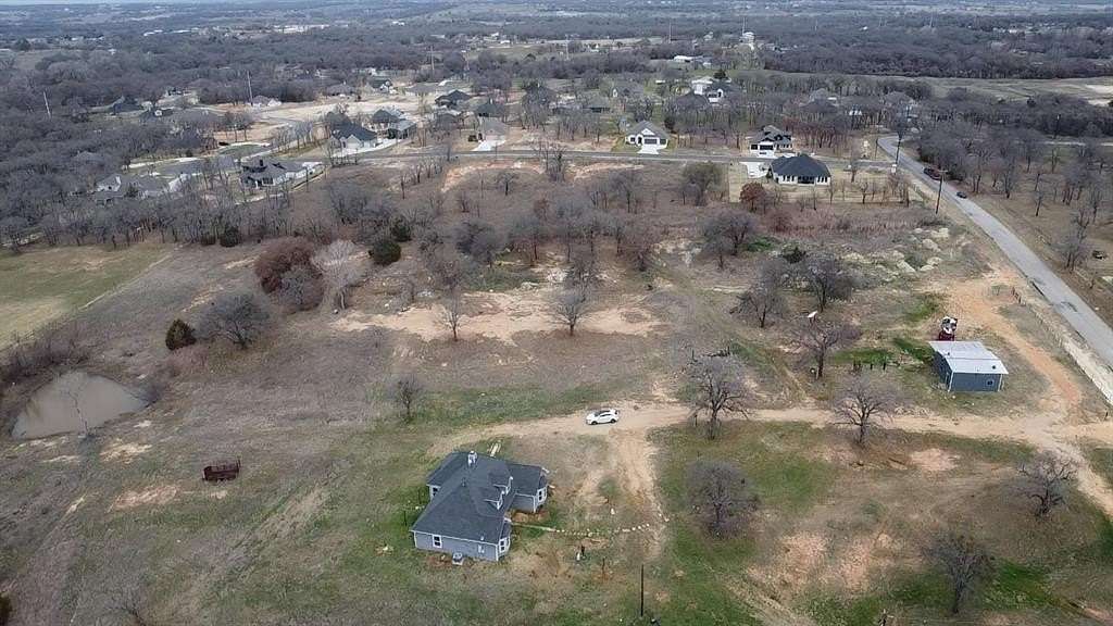 3.43 Acres of Land with Home for Sale in Boyd, Texas