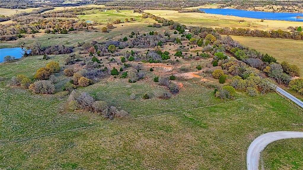 19 Acres of Land for Sale in Nocona, Texas