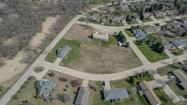 0.4 Acres of Residential Land for Sale in Spencer, Iowa