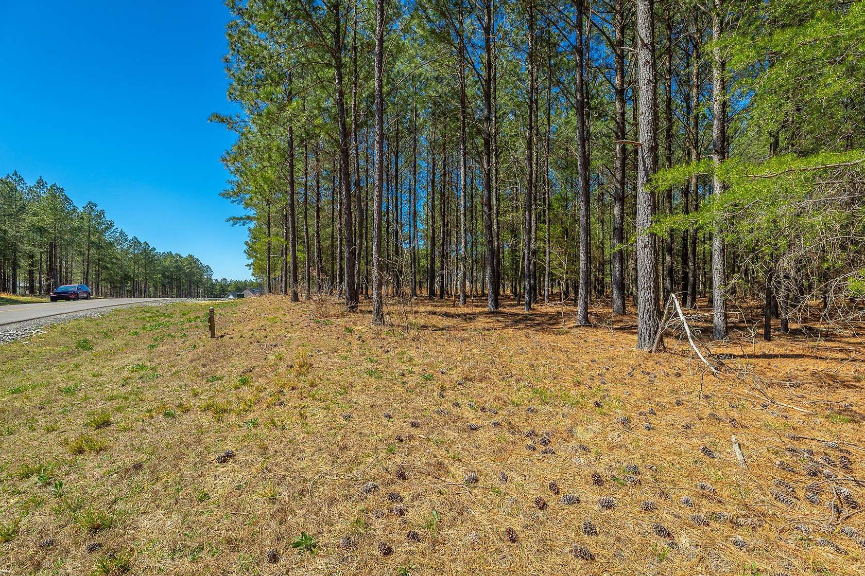 0.85 Acres of Residential Land for Sale in Jasper, Tennessee