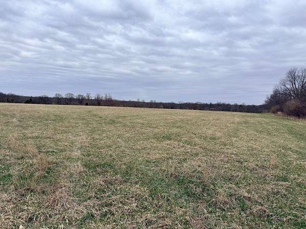 15.5 Acres of Land for Sale in Plano, Illinois