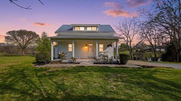 4 Acres of Land with Home for Sale in Ashland City, Tennessee