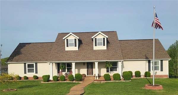 15 Acres of Land with Home for Sale in Harrison, Arkansas