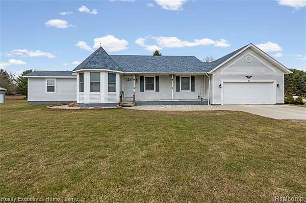 2.5 Acres of Land with Home for Sale in Yale, Michigan