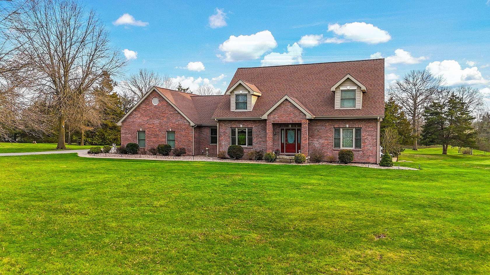 5.35 Acres of Land with Home for Sale in Mexico, Missouri