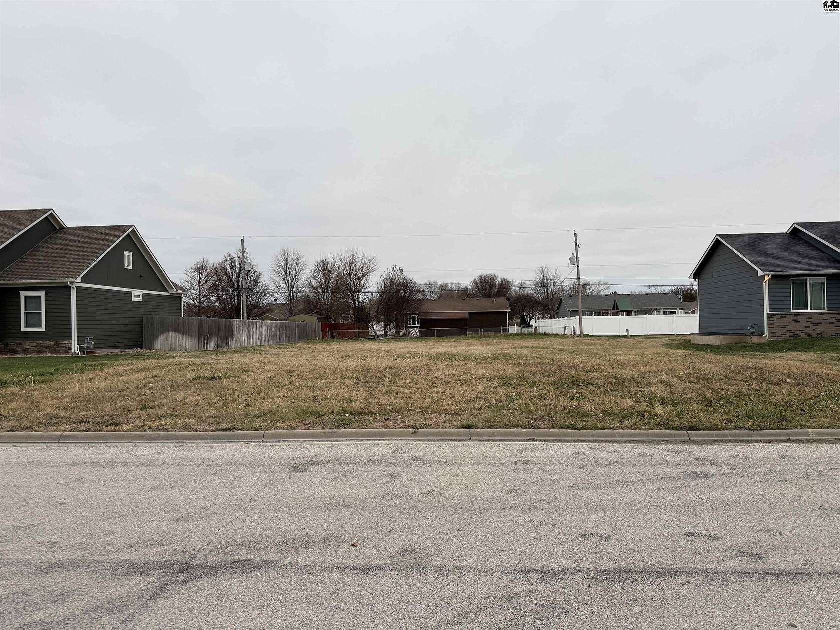 0.24 Acres of Residential Land for Sale in Hutchinson, Kansas
