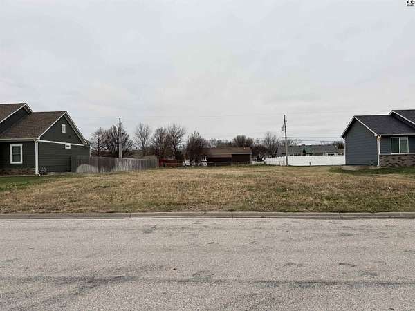 0.24 Acres of Residential Land for Sale in Hutchinson, Kansas