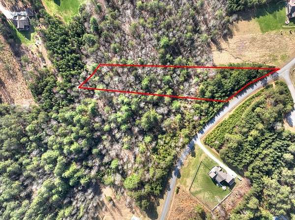 1.77 Acres of Land for Sale in Blairsville, Georgia
