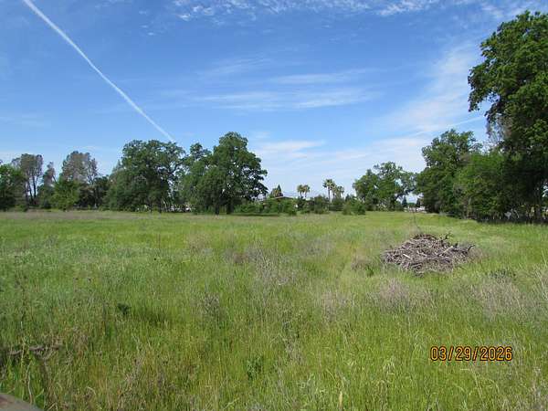 12.3 Acres of Mixed-Use Land for Sale in Anderson, California