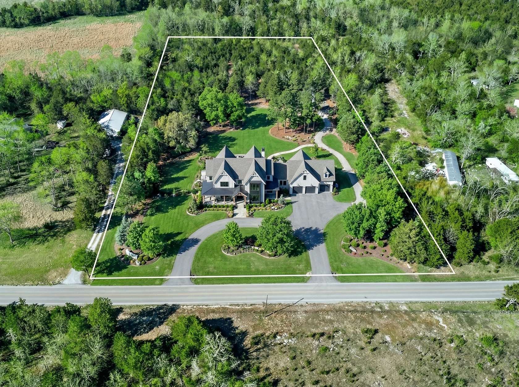 5.15 Acres of Residential Land for Sale in Spring Hill, Tennessee