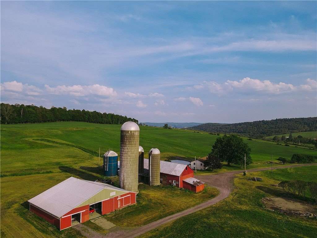 14 Acres of Land with Home for Sale in Cincinnatus, New York