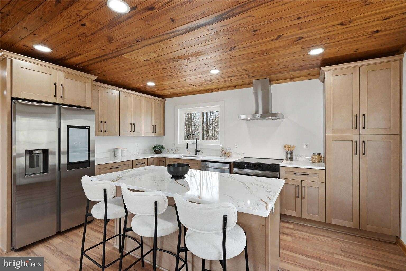 5 Acres of Land with Home for Sale in Marshall, Virginia