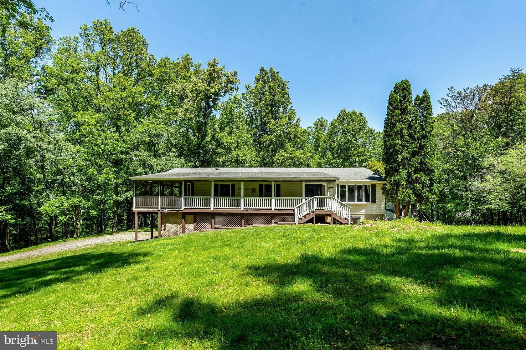 6.84 Acres of Land with Home for Sale in Marshall, Virginia
