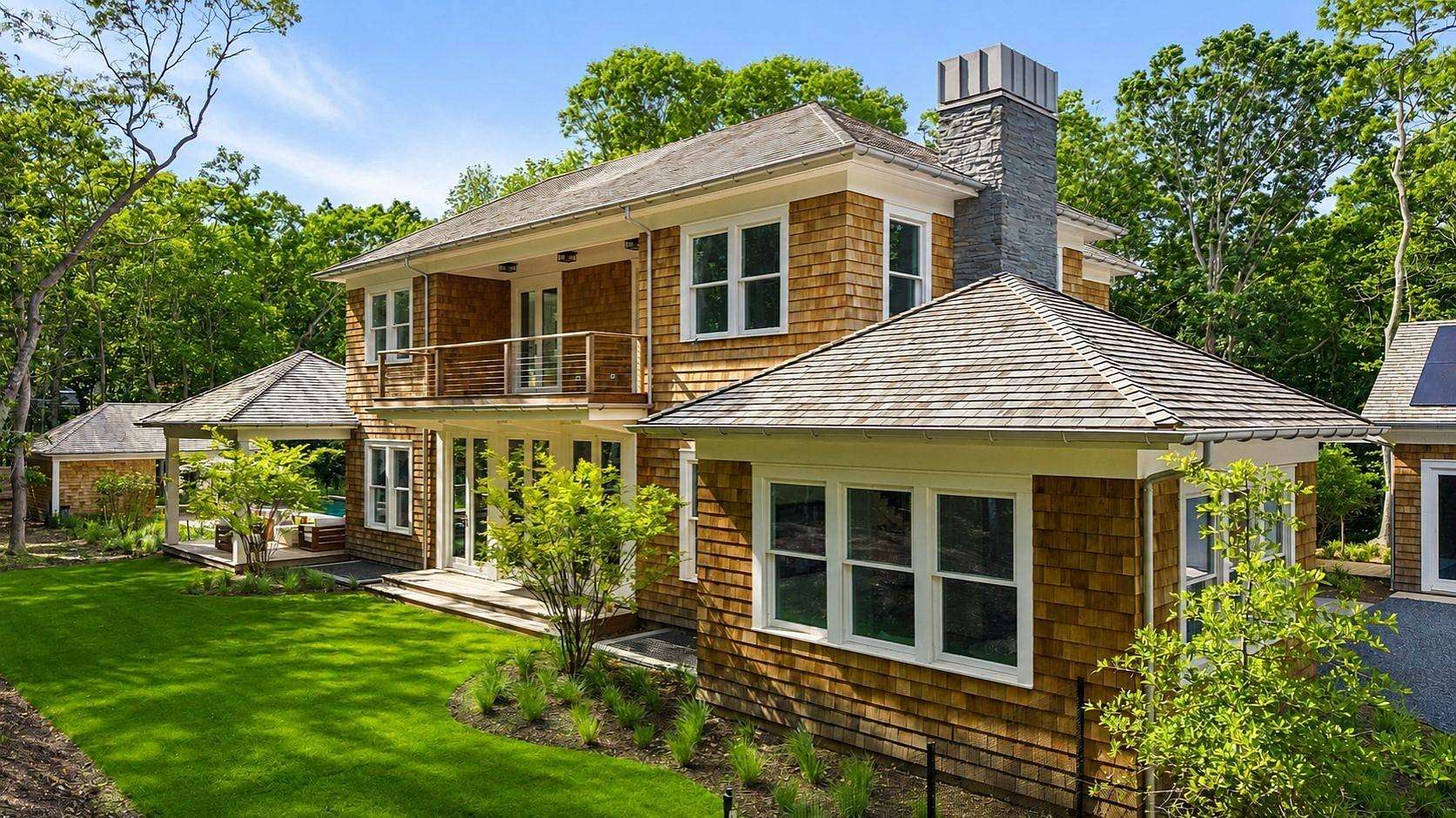 2.8 Acres of Land with Home for Sale in Amagansett, New York