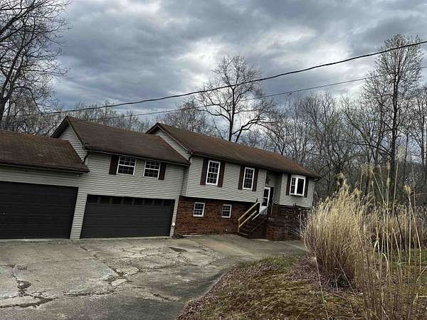 2.8 Acres of Land with Home for Sale in Huntington, West Virginia