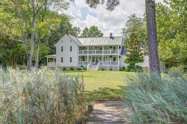 5 Acres of Land with Home for Sale in Cardinal, Virginia