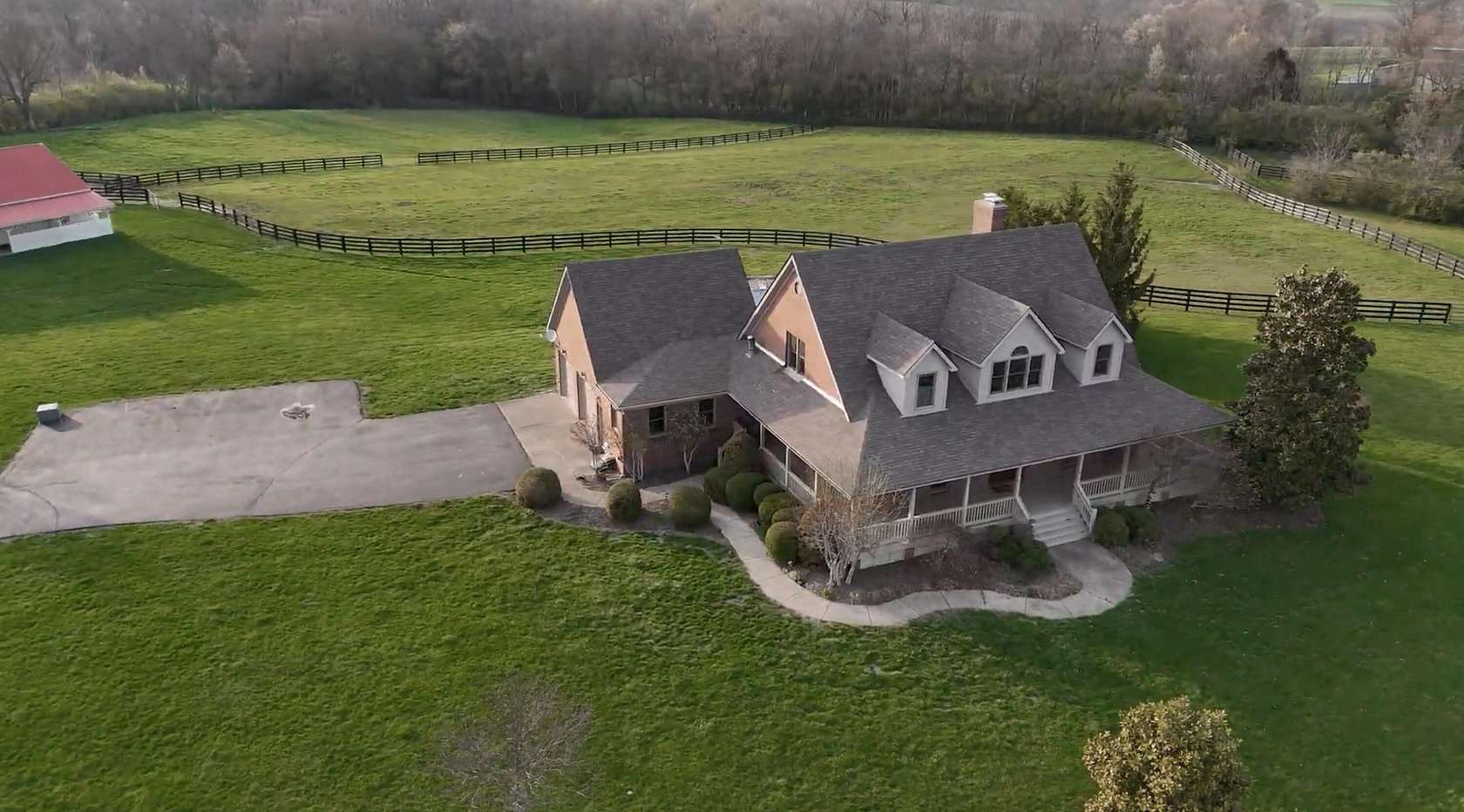 10 Acres of Land with Home for Sale in Lexington, Kentucky