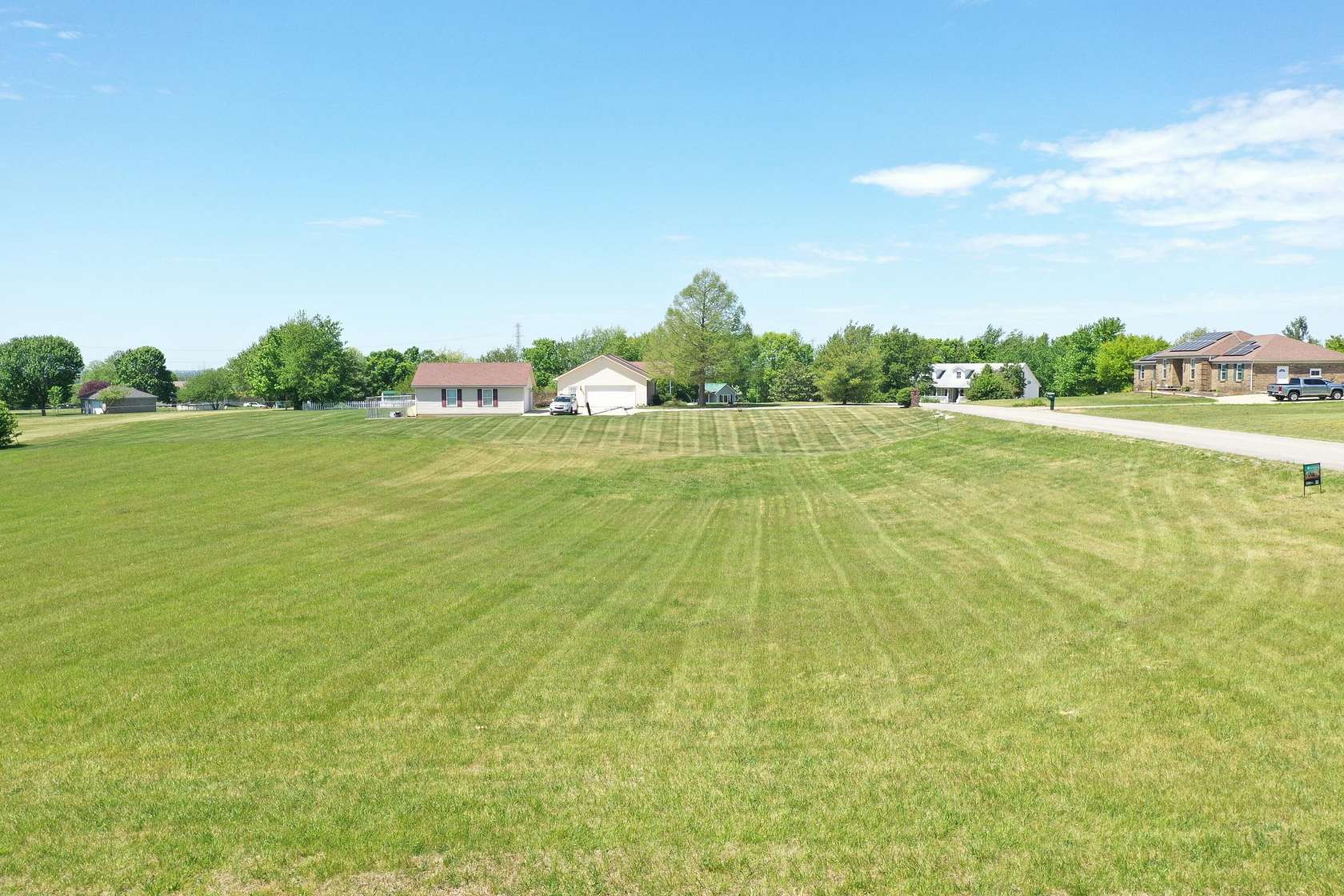 1 Acre of Residential Land for Sale in Lancaster, Kentucky