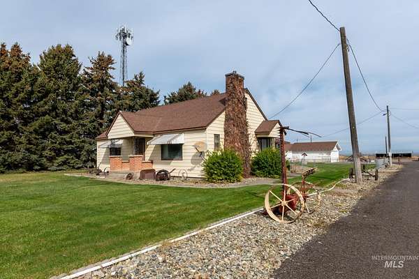 5.66 Acres of Land with Home for Sale in Filer, Idaho