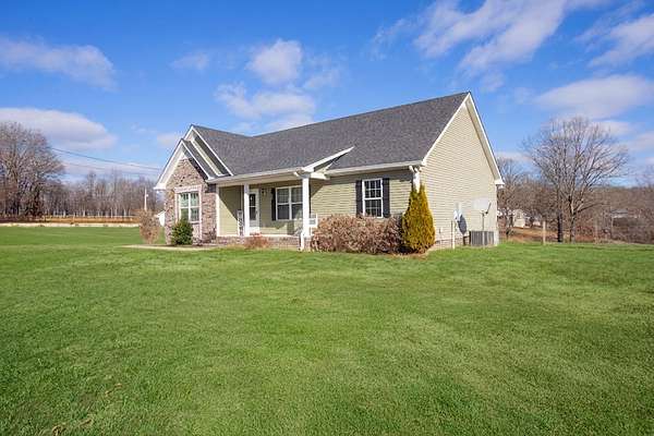 1.64 Acres of Land with Home for Sale in Portland, Tennessee