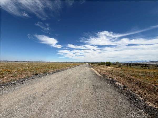 5 Acres of Land for Sale in Lancaster, California