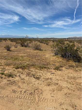 2 Acres of Residential Land for Sale in Apple Valley, California