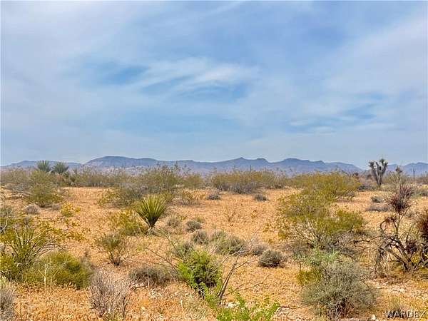 2.35 Acres of Residential Land for Sale in Golden Valley, Arizona