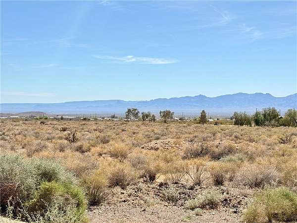2.35 Acres of Residential Land for Sale in Golden Valley, Arizona