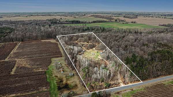 19 Acres of Land for Sale in South Haven, Michigan