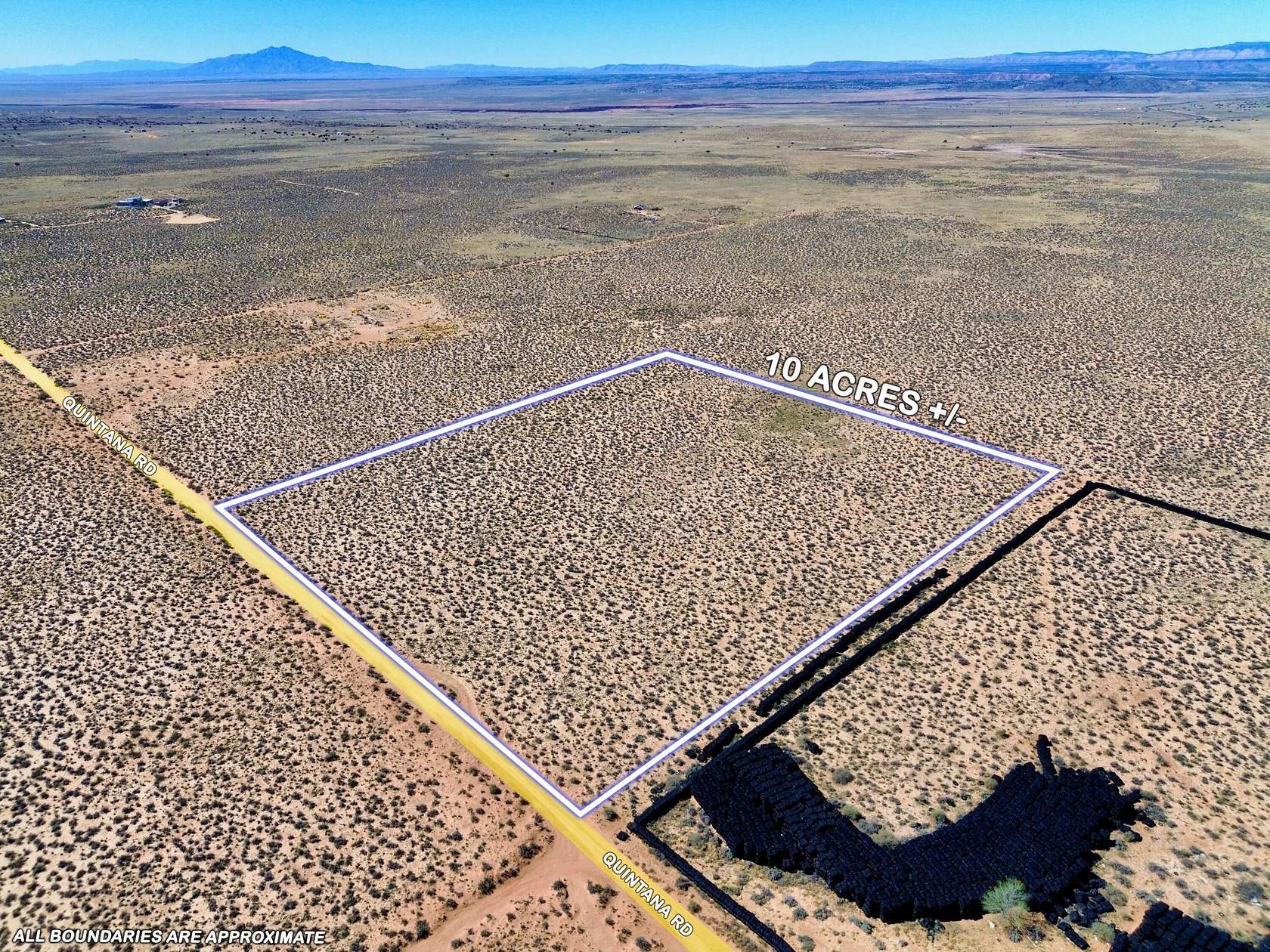 10 Acres of Residential Land for Sale in Los Lunas, New Mexico