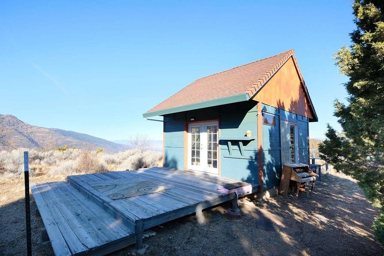 40 Acres of Land for Sale in Gazelle, California