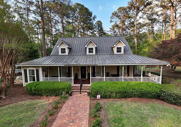 6.75 Acres of Land with Home for Sale in Thomasville, Georgia