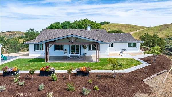 30.4 Acres of Agricultural Land with Home for Sale in Paso Robles, California