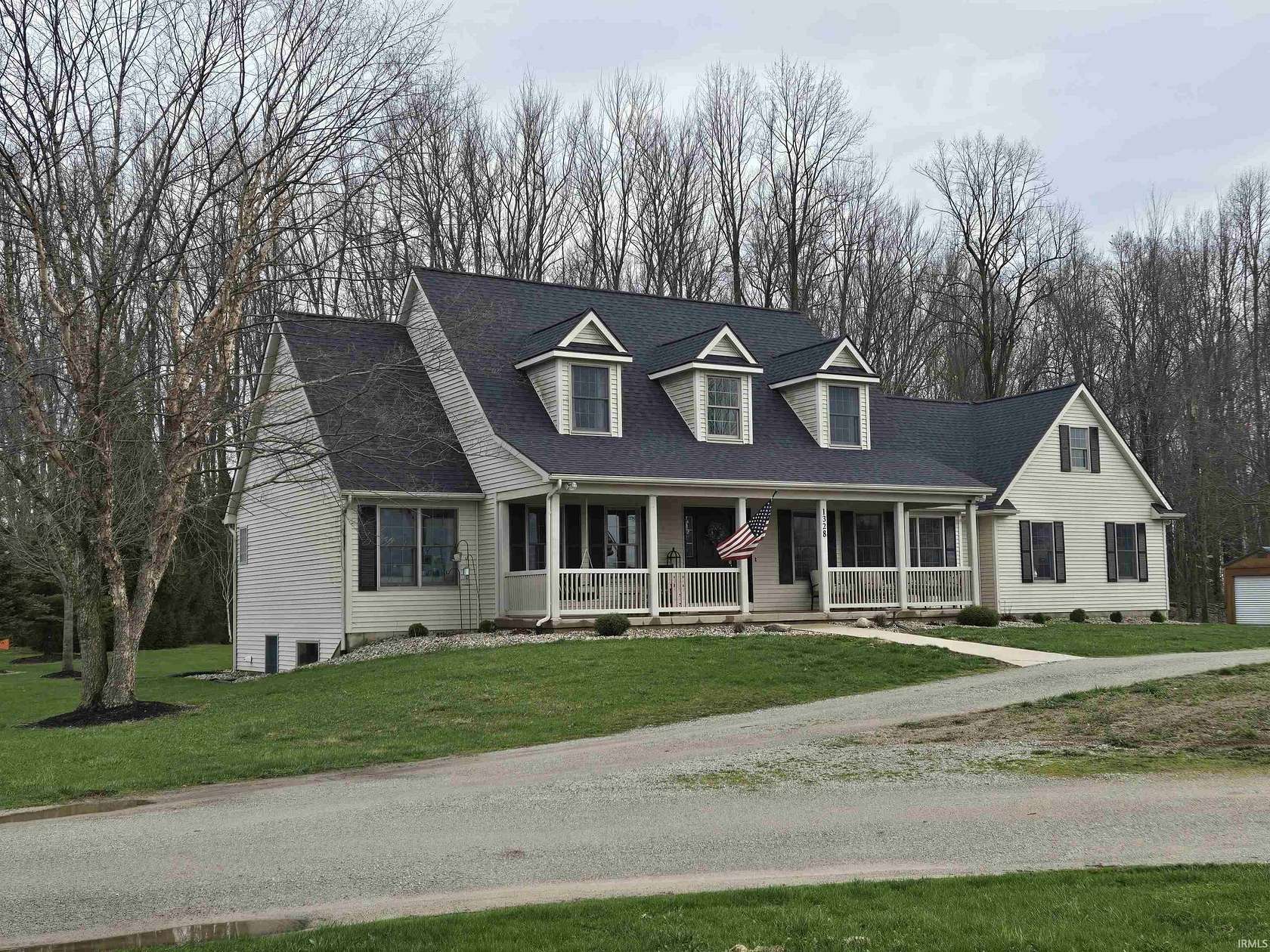 16.4 Acres of Land with Home for Sale in Auburn, Indiana