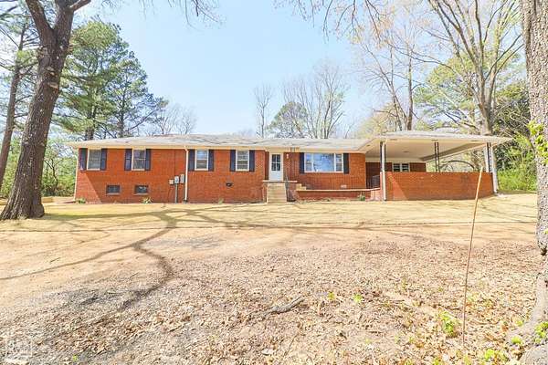 2.1 Acres of Land with Home for Sale in Jonesboro, Arkansas
