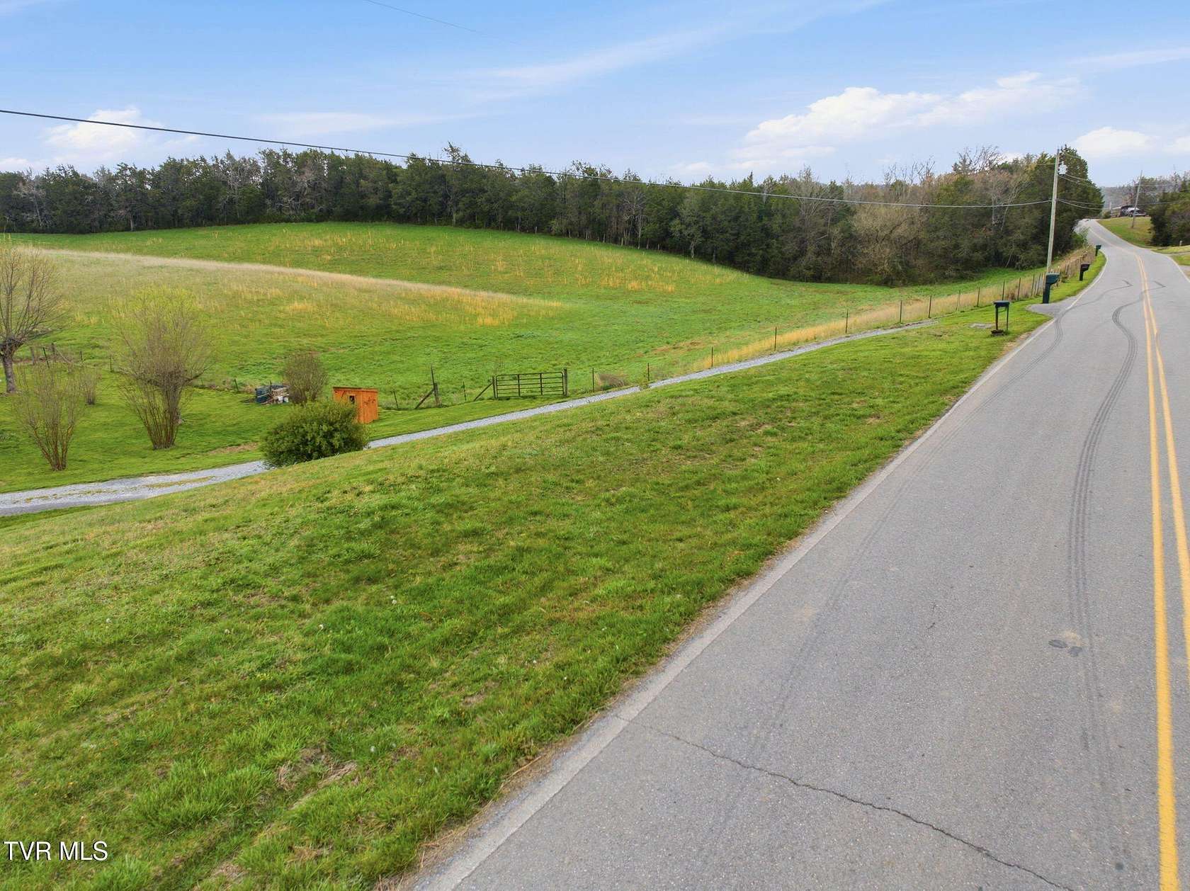 13.8 Acres of Land for Sale in Greeneville, Tennessee