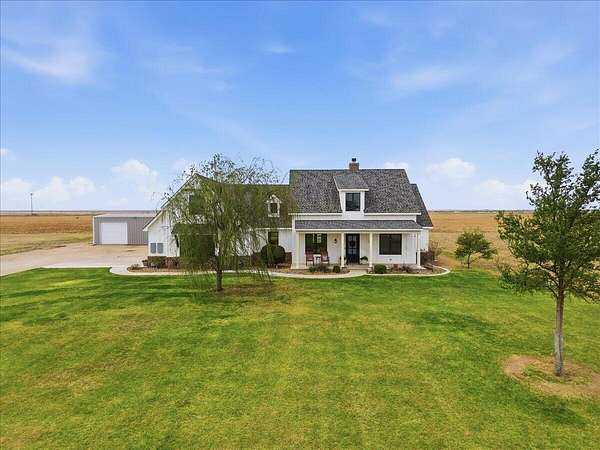 1.5 Acres of Land with Home for Sale in Shallowater, Texas