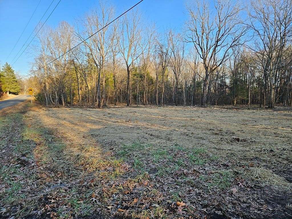 1.41 Acres of Residential Land for Sale in Dillwyn, Virginia