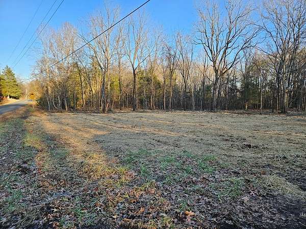 1.41 Acres of Residential Land for Sale in Dillwyn, Virginia