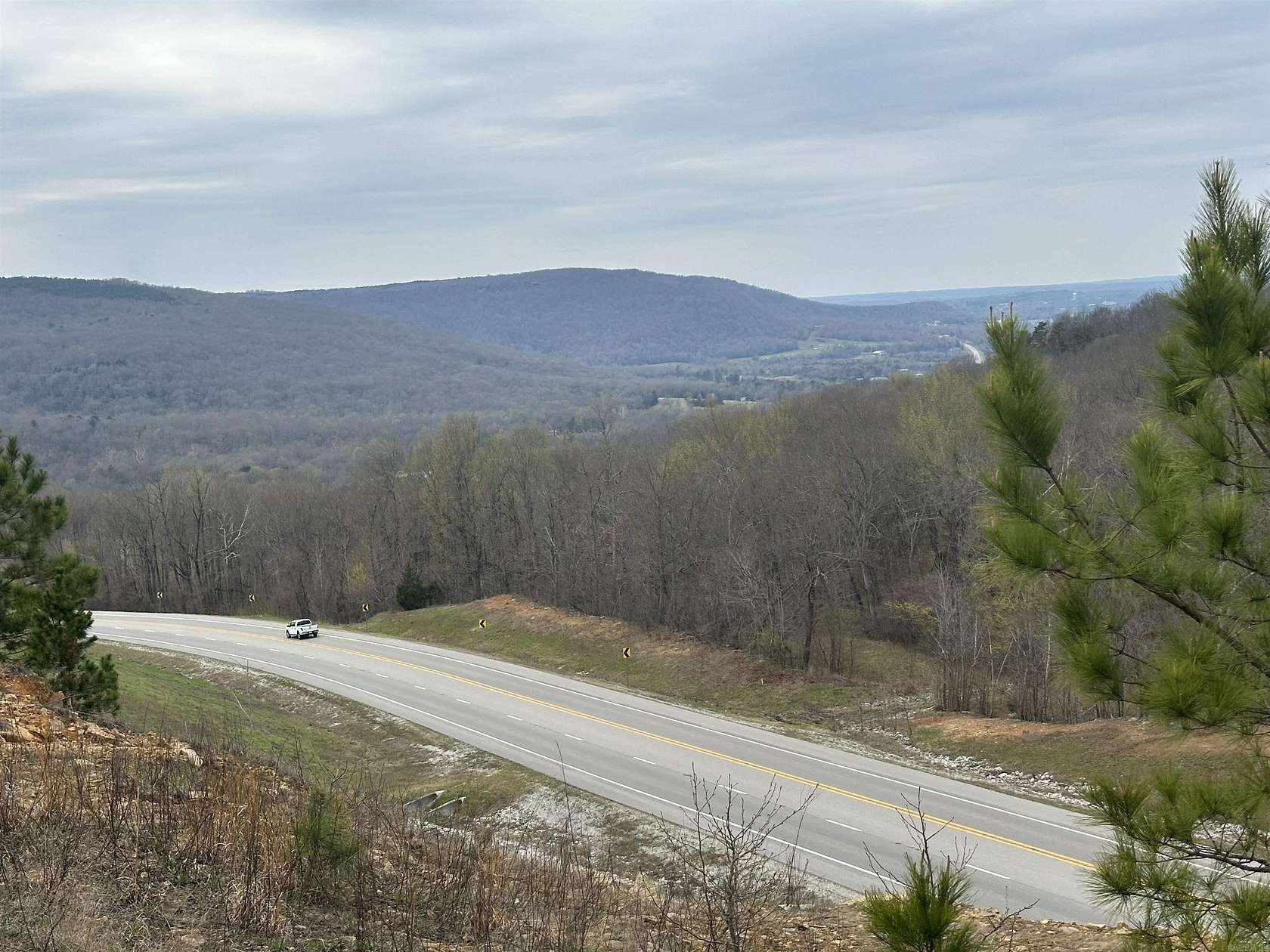 9.14 Acres of Residential Land for Sale in Mountain View, Arkansas